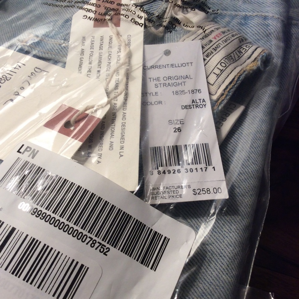 Current Elliot Alta Destroy Jeans. New. Size 26 - Picture 4 of 5